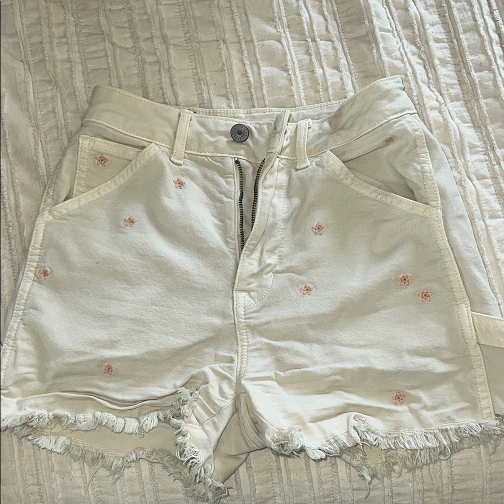 Embroidered Cream Women's Shorts